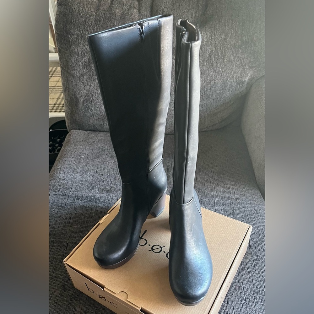 NWT sz 8 1/2 B.O.C. / Born boots - Picture 3 of 7